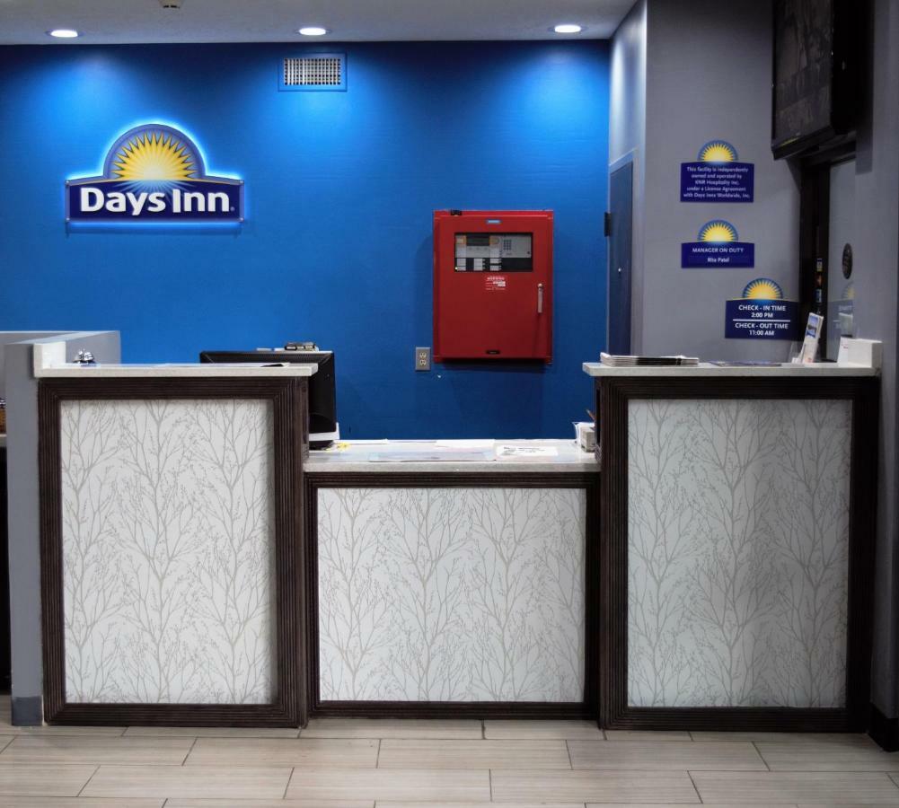 Days Inn By Wyndham Монтгомери Экстерьер фото